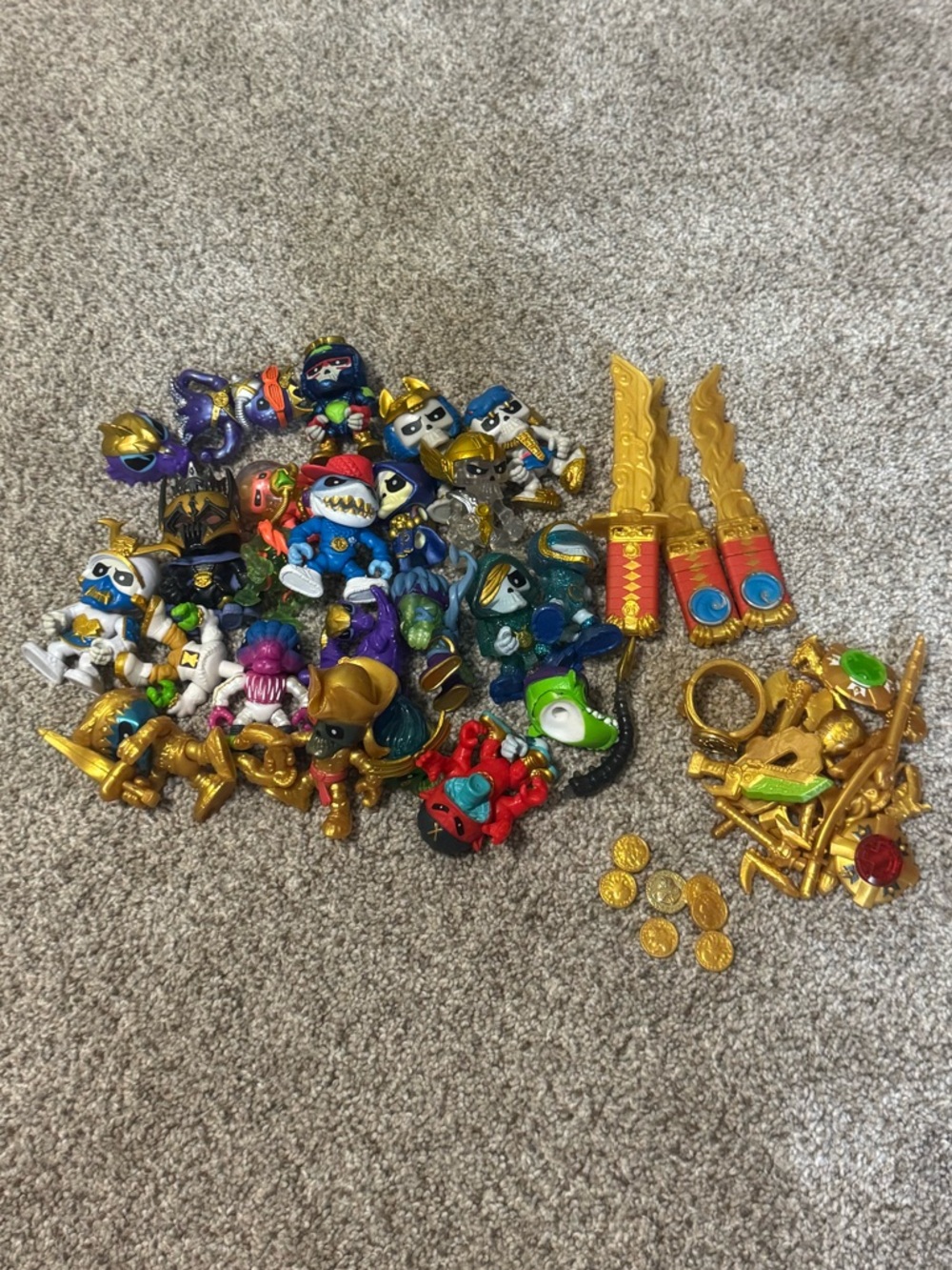 Treasure X Toy Lot Moose Toys Pharaoh Weapons Heads Limps Crown